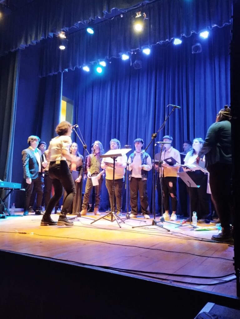 WhatsApp Image 2023 11 07 at 12.37.23 3 copia 768x1021